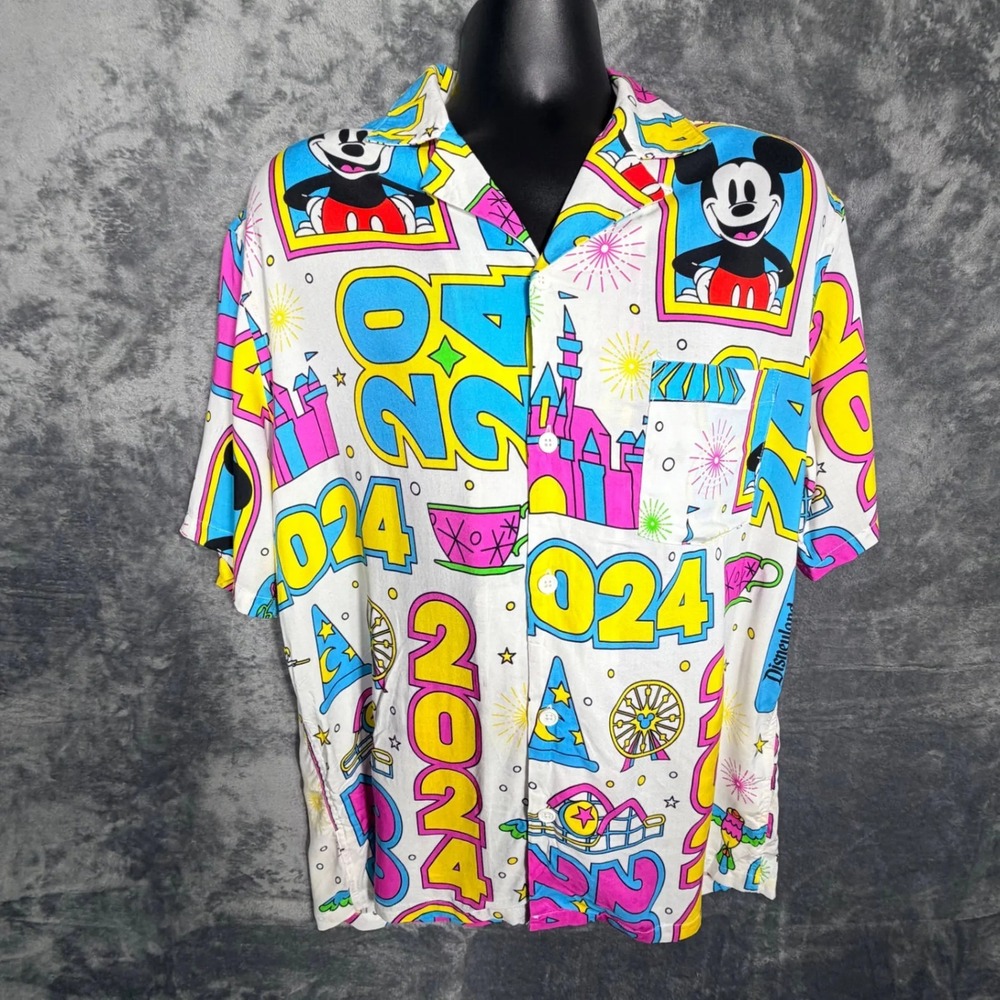 Disney Mens 2024 Disneyland Woven Button‎ Up Shirt L Multicolor Mickey Mouse